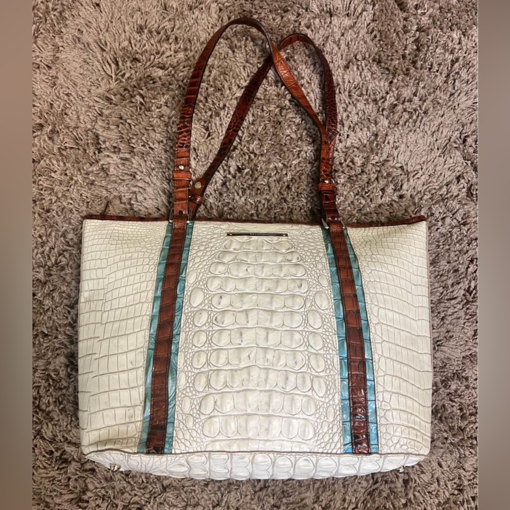 Pre-Loved Brahmin